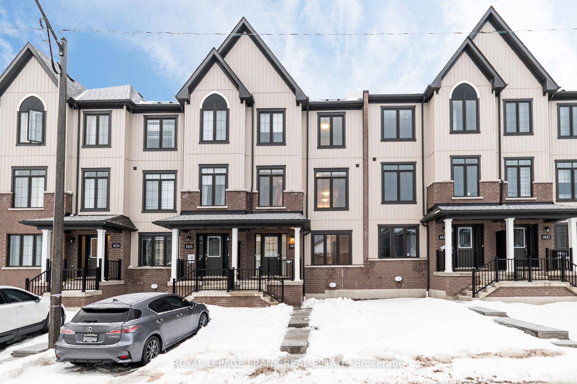 Be the 1st to live in this stunning, sun filled home featuring modern finishes and spacious design !