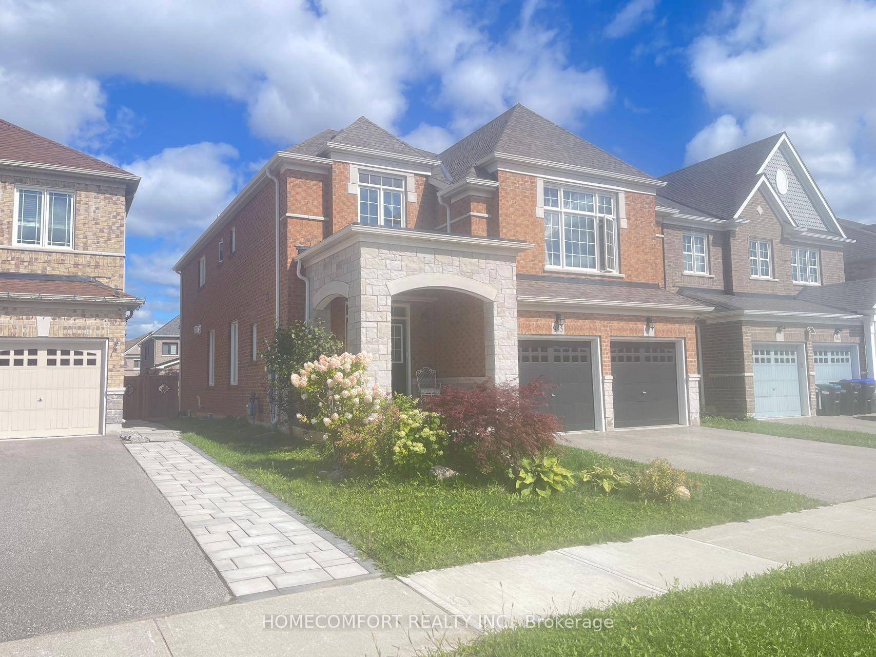 Absolutely Stunning 4 Bedroom Home In Bradford.