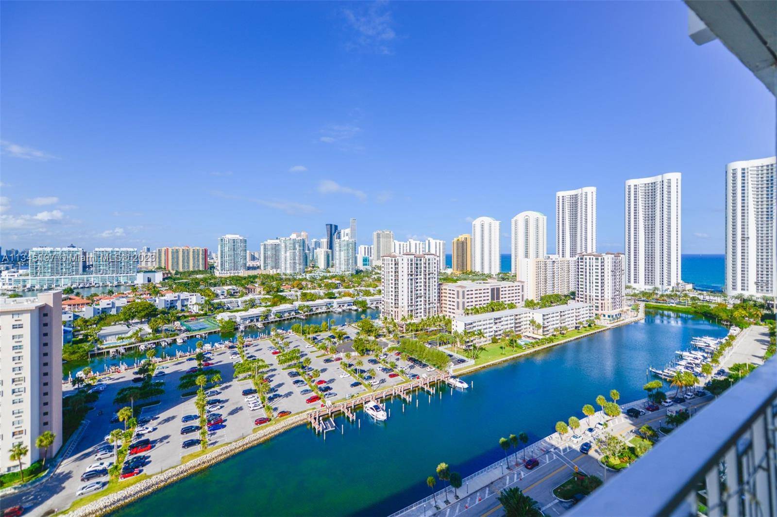 LOWER PENTHOUSE FLOOR AMAZING VIEWS ONE BEDROOM APARTMENT WITH BEATIFUL VIEWS OF BOTH INTRACOASTAL AND THE OCEAN FROM THE BALCONY.