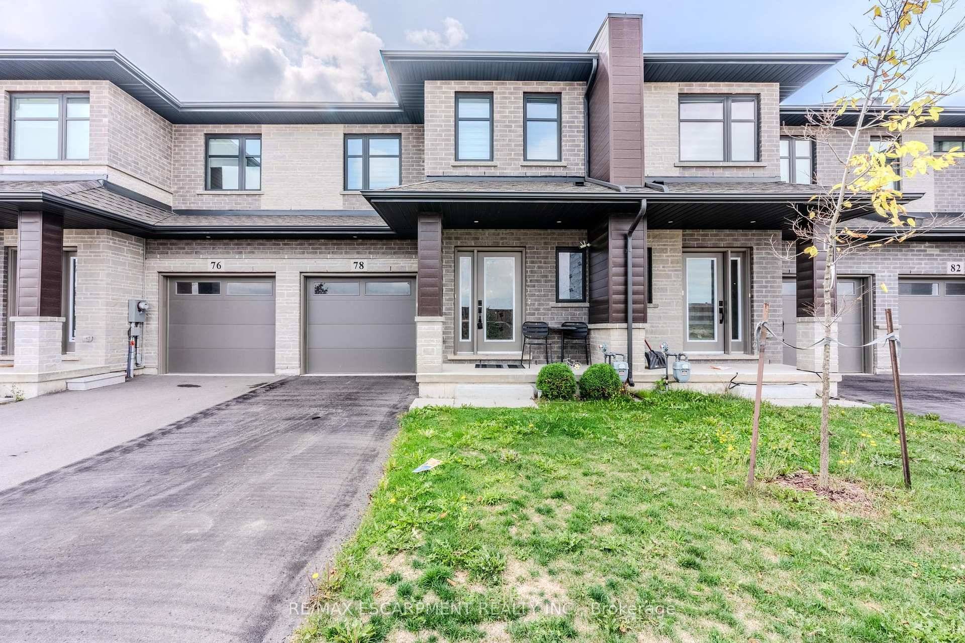 Large modern luxury freehold 4 bedroom townhome.