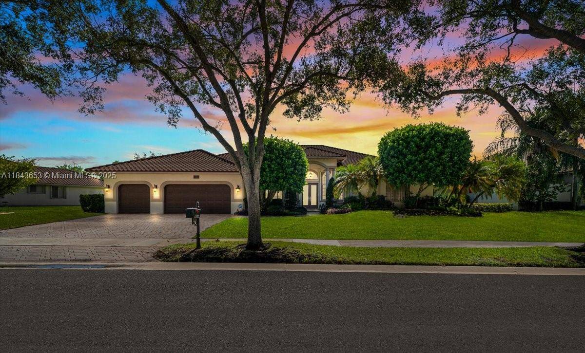 Exquisite Show Stopping one story estate features 5 bedrooms one currently used as game room 4.