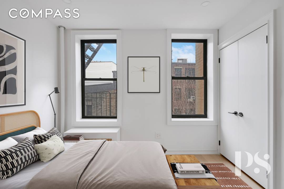 Welcome to 51 Jane Street, Unit 16 a stylish fully renovated studio located on one of the West Village s most iconic and picturesque blocks.