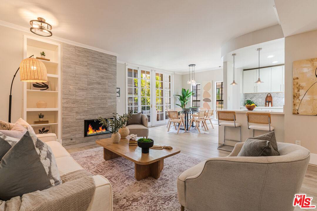 412   Arnaz Dr 2BR Beverly Grove La