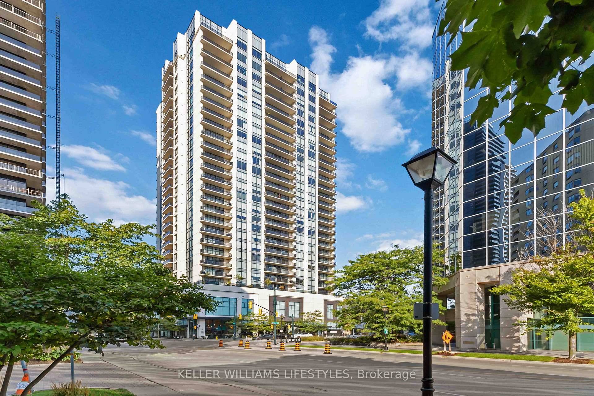 Welcome to Azure Condos, Londons premier downtown high rise community.
