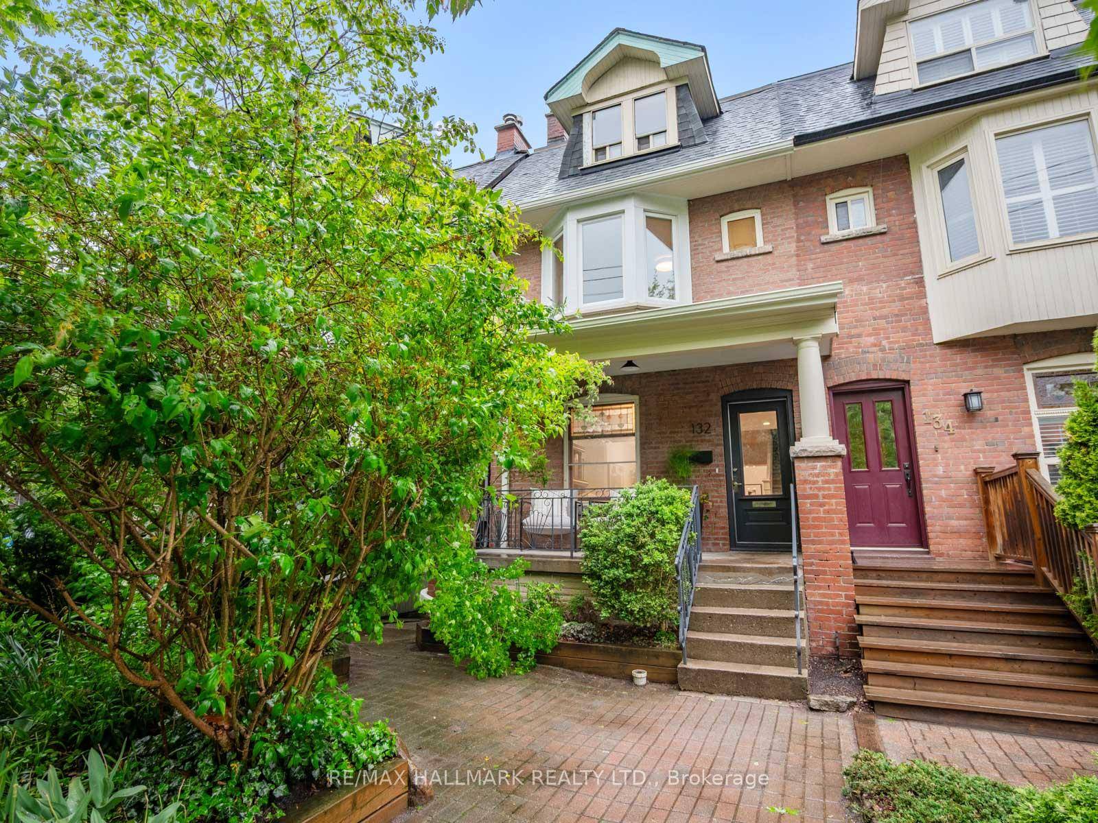 Welcome to 132 Browning Avenue a spacious, light filled family home in the heart of coveted Playter Estates and the Jackman School District.