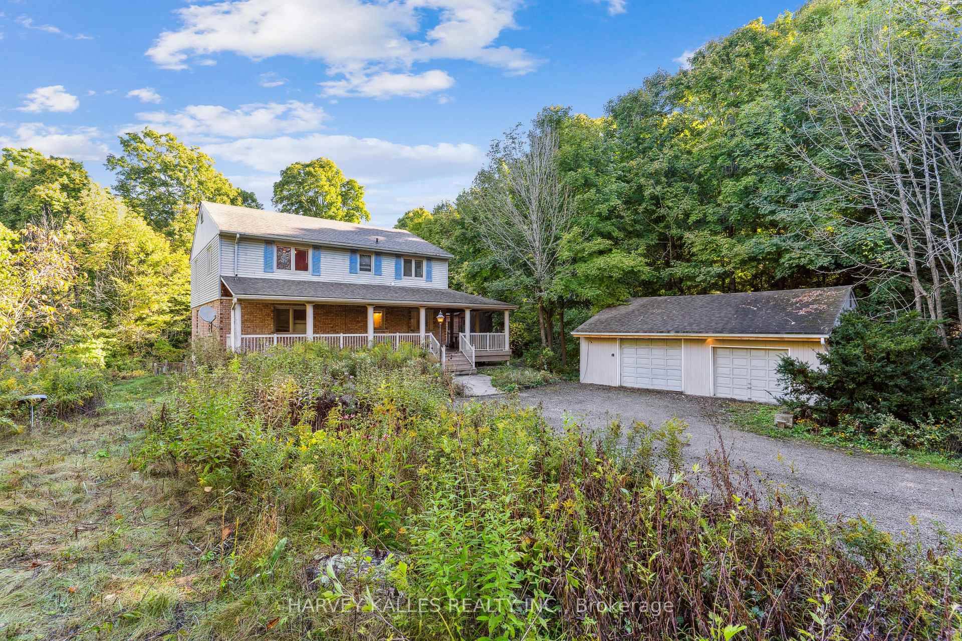 Welcome to this remarkable 10 acre property in the sought after community of Palgrave.
