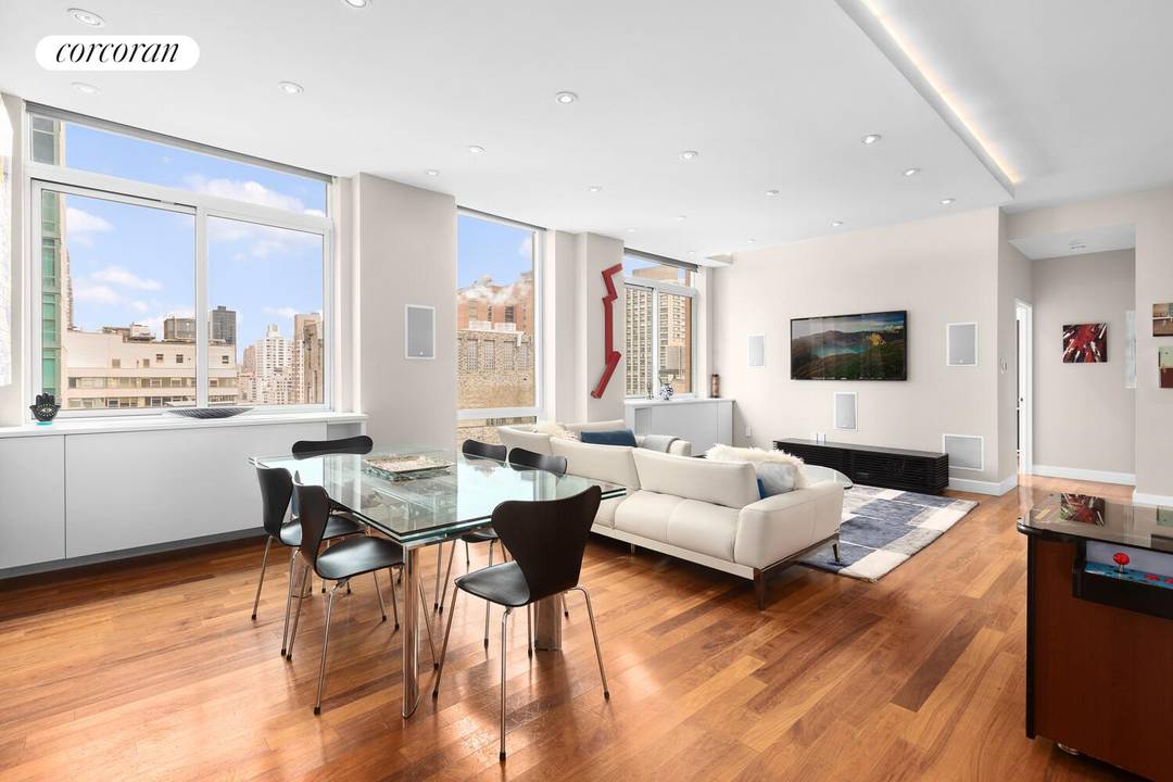 Welcome to Residence 21A at 212 East 57th Street, an enhanced, full floor home in the heart of Manhattan.