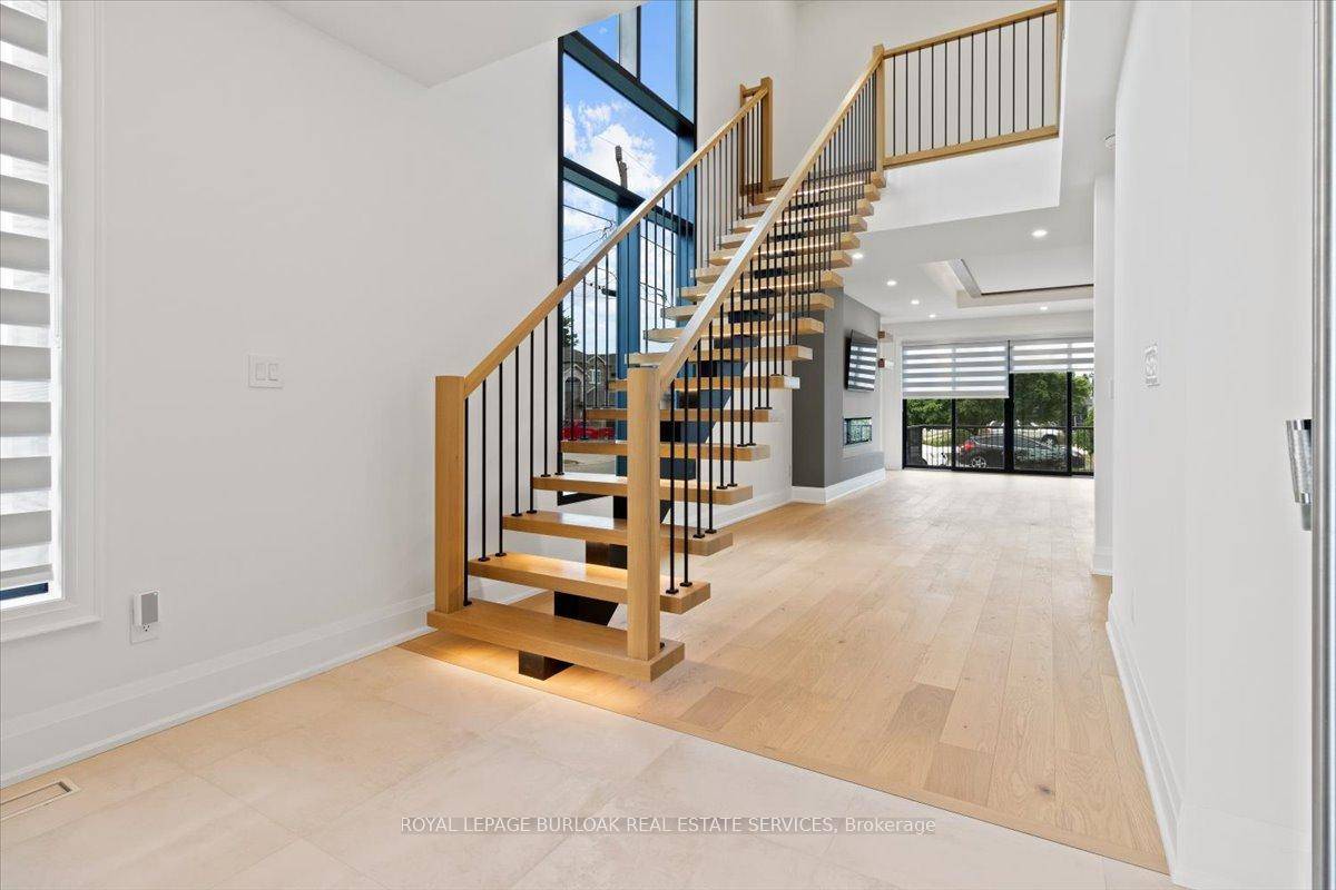 Stunning Ultra modern home.