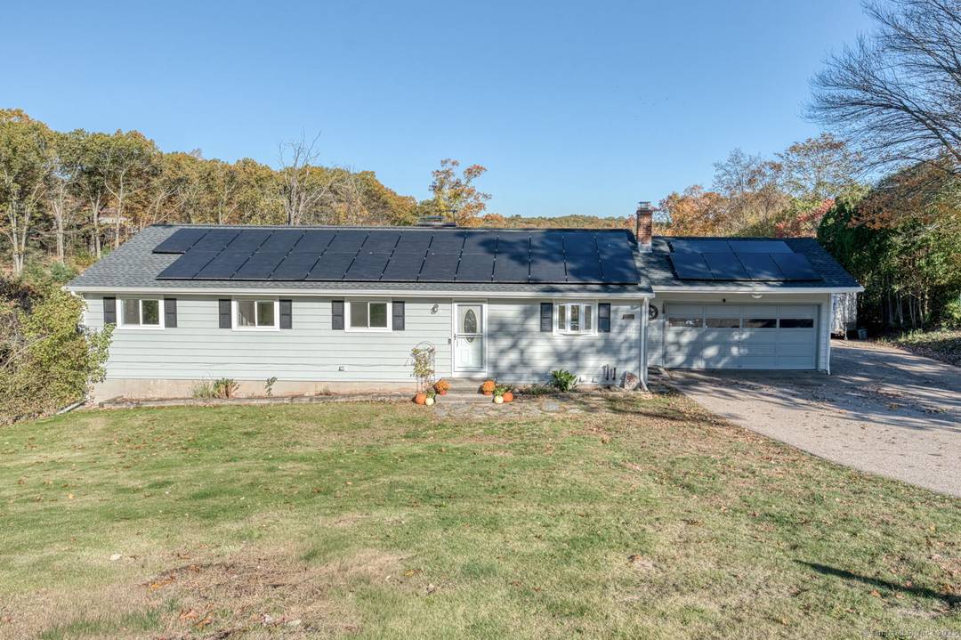 Move in ready ranch on a large lot with sunset views !