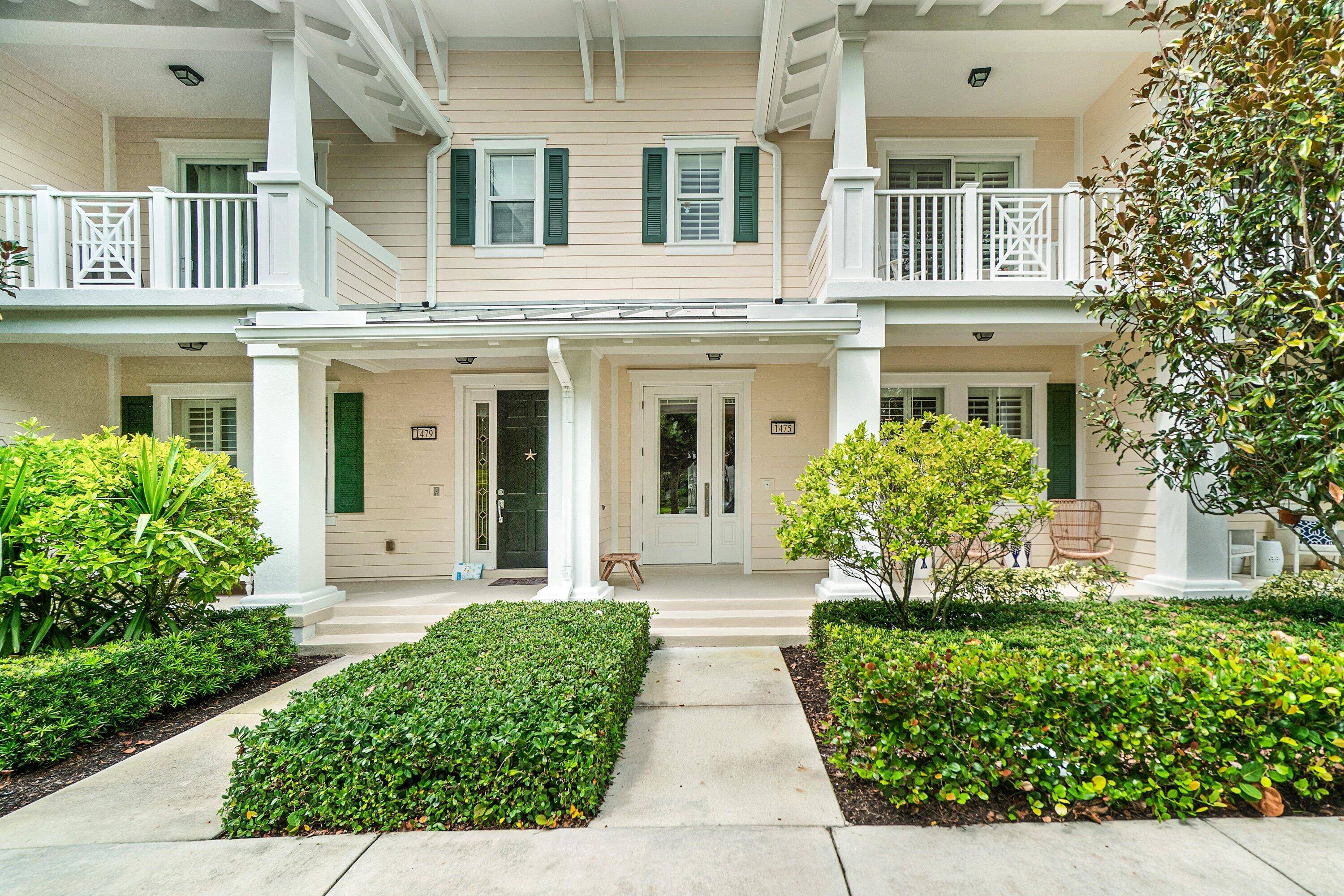 Don't miss this beautifully maintained, rarely lived in Key West style townhouse, ideally located in Mallory Creek one of Abacoa's most desirable neighborhoods.