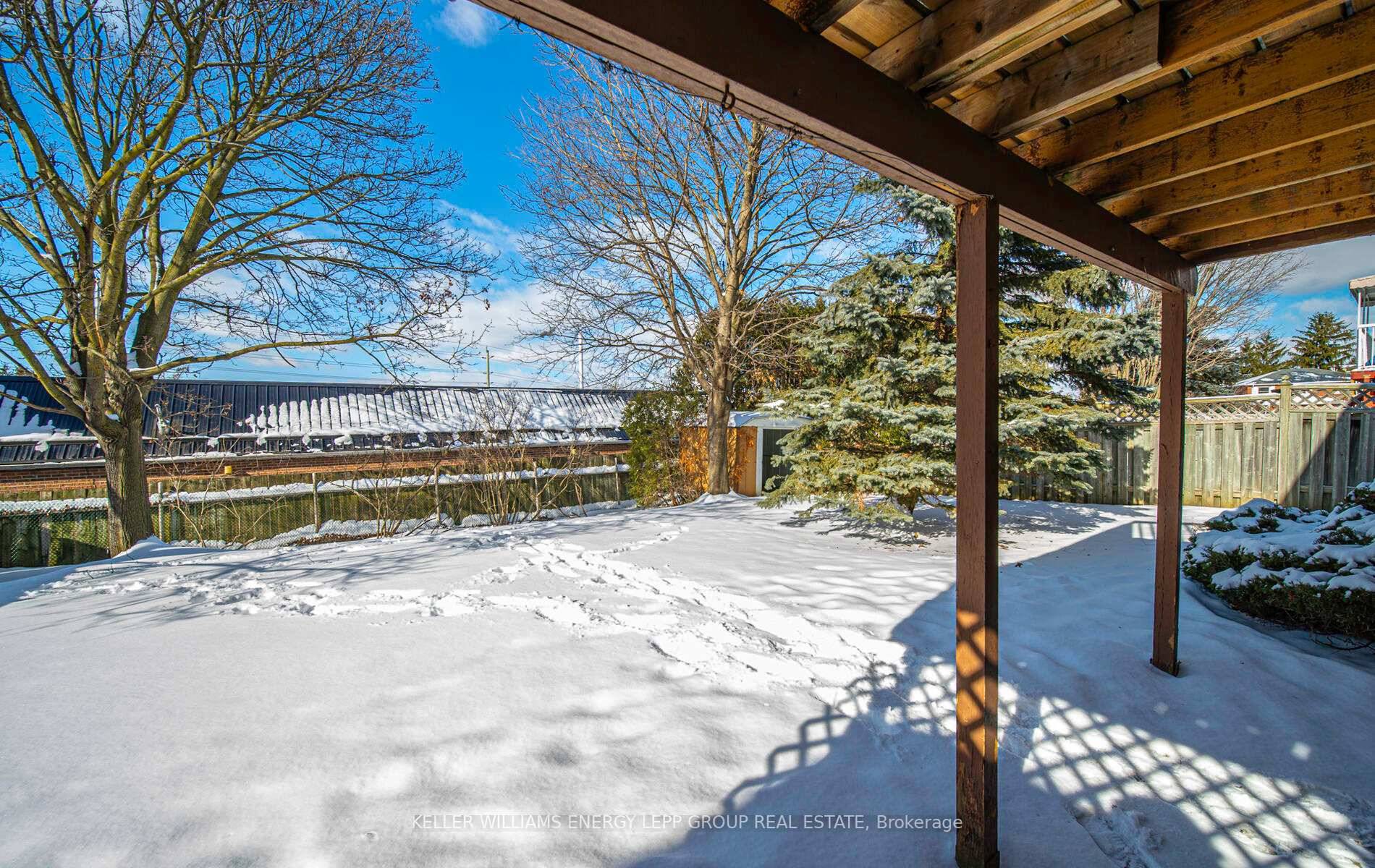 Stunning 3 1 bedroom and 2 bath bungalow in the desirable Blue Grass Meadows community with no neighbours behind.