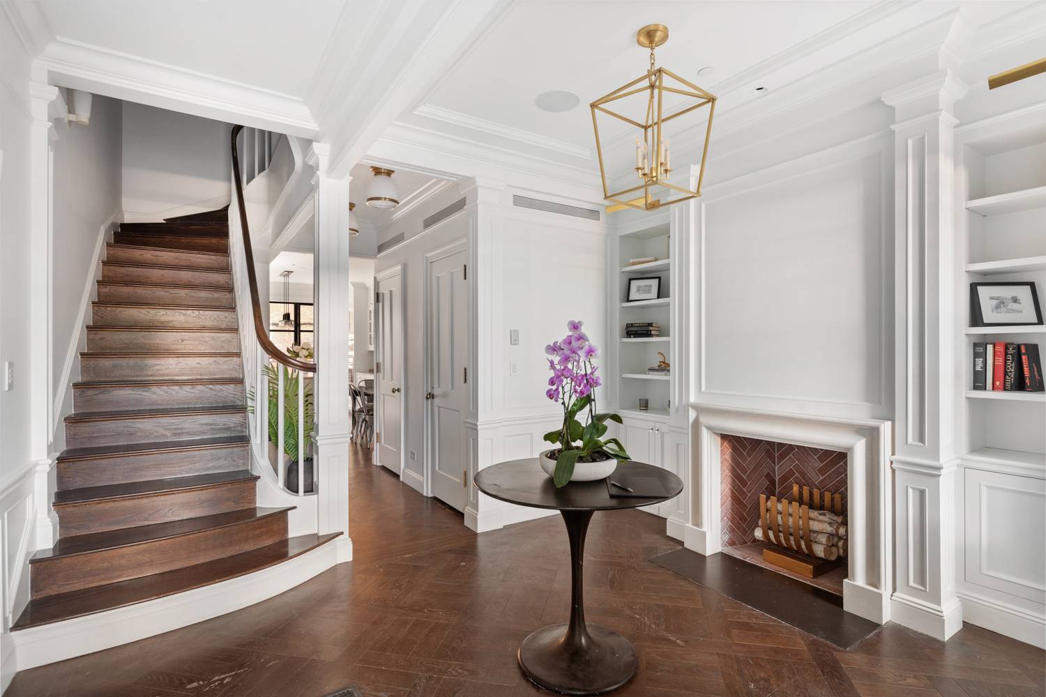 Exceptional Six Story Townhouse on the premier block in Manhattan 10 Bank was recently completed from top to bottom with a gut renovation that created a modern home with an ...