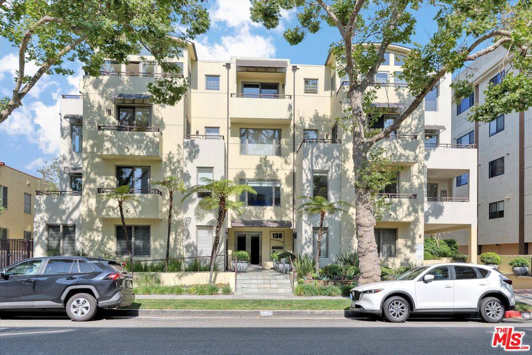 130 N Swall Dr 3BR Beverly Grove La