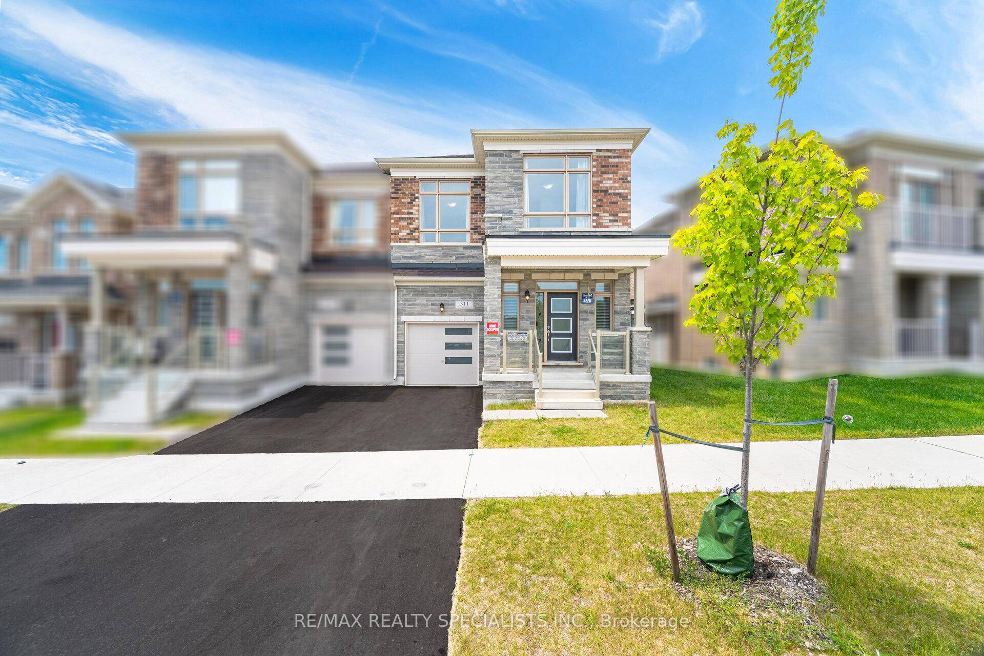Modern Freehold Semi Detached house in Waterdown Mountainview Heights Beautifully maintainedHeritage 4 Elevation 3B model offering 2, 200 sq ft of well designed living space, including 4bedrooms and 2.