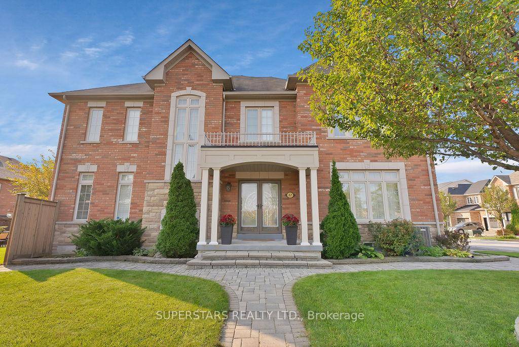 2 4PM OPEN HOUSE SATURDAY amp ; SUNDAY MAY 17 amp ; 18 Rarely Offered PREMIUM CORNER LOT On One Of The Best Well Manicured amp ; Quiet Streets In ...