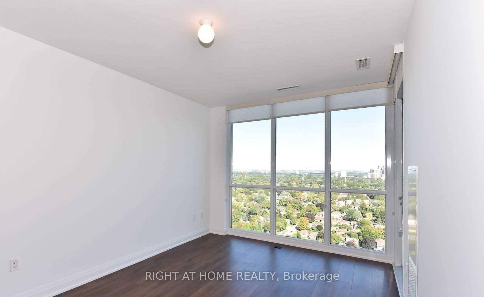 Stunning Lower Penthouse1 Bedroom Den with south east exposure with unobstructed view of Lake and Downtown Toronto and resort style amenities.