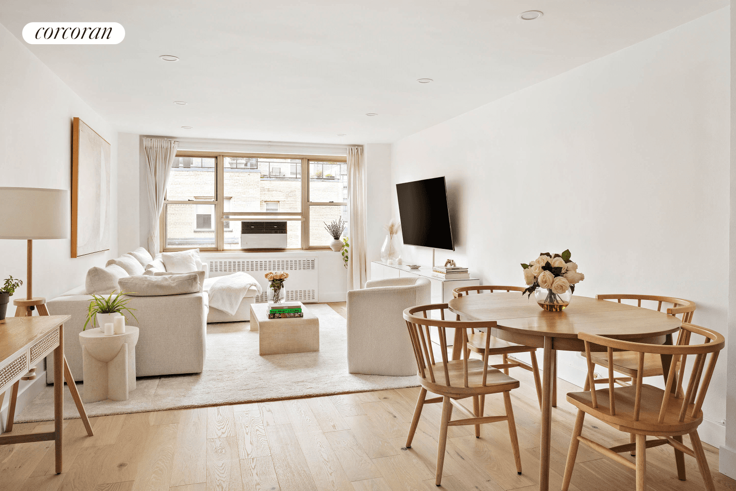 Spacious South Facing 1 Bedroom in Beekman !