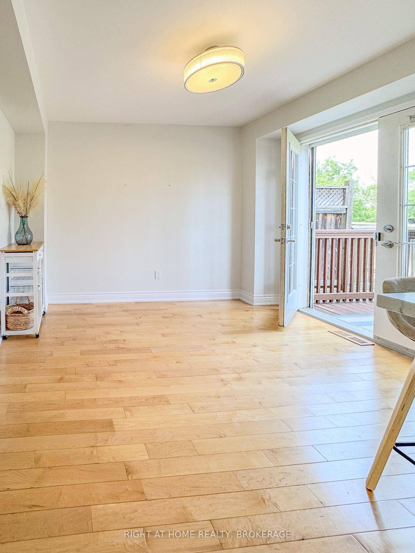 Spacious and bright freehold townhome located on a quiet crescent in River Oaks, one of Oakville's most established and desirable neighbourhoods.