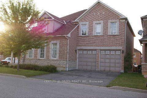 Spacious and bright basement unit featuring 2 well sized bedrooms and 1 full bathroom.