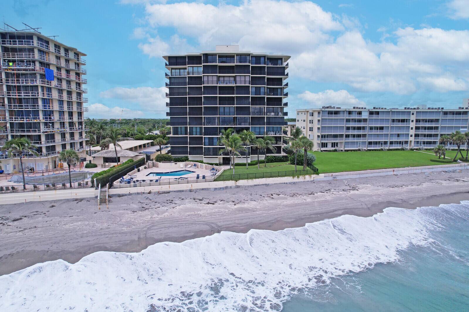 BEST PRICED CONDO IN OCEAN TOWERS !