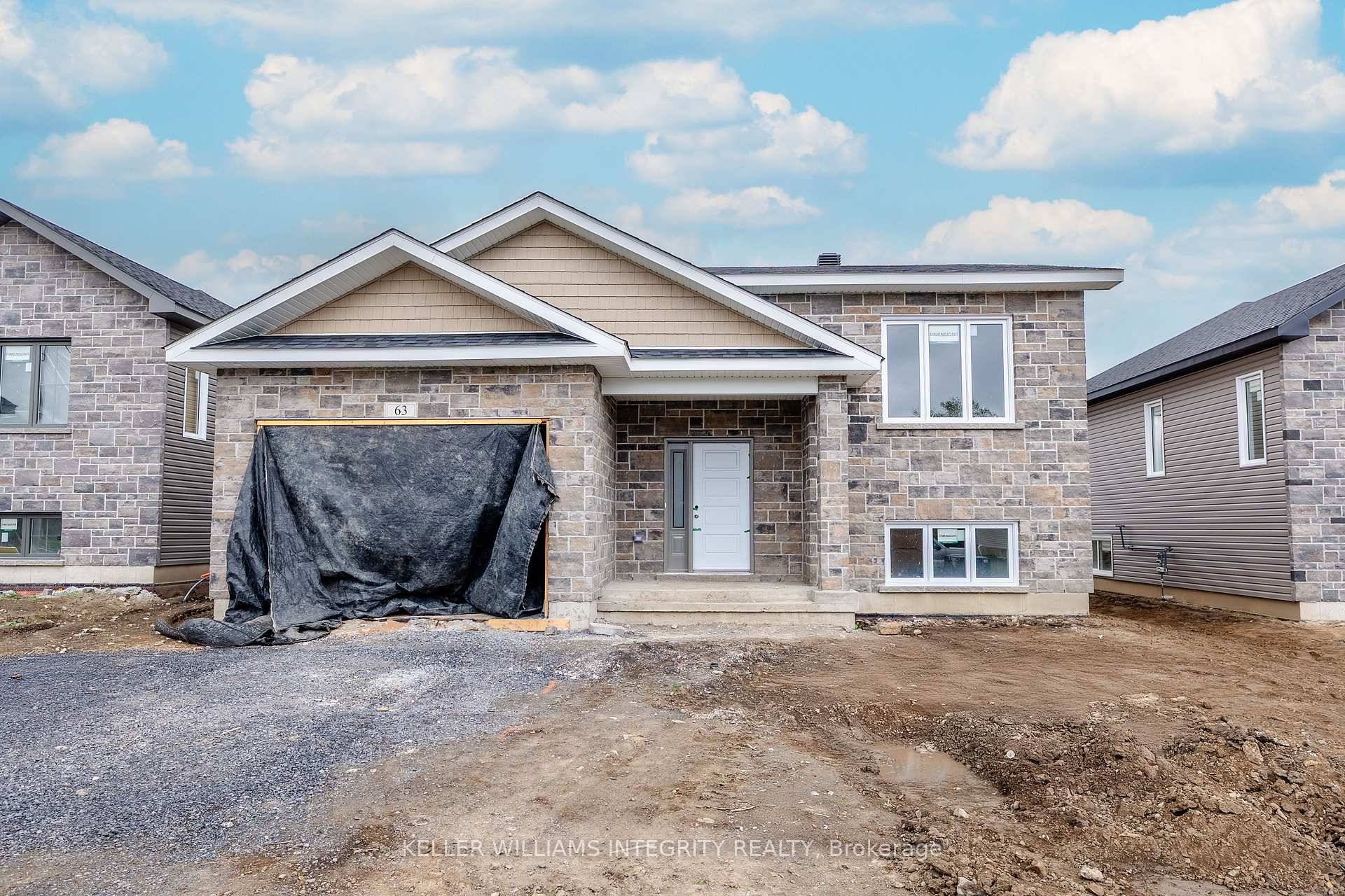 Welcome to the stunning Chase Meadows community in Long Sault !