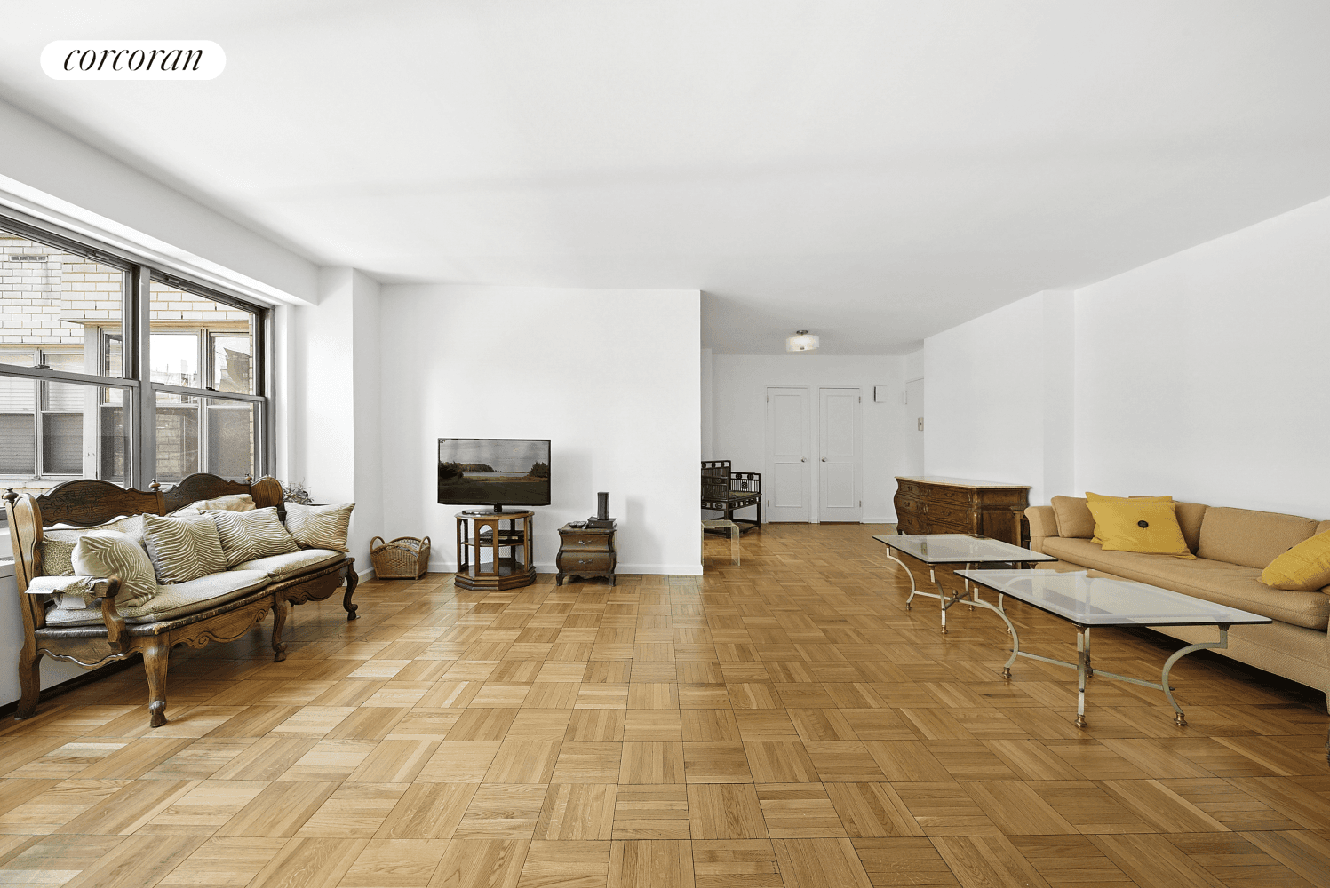 Welcome home to unit 9O at Plaza 400.