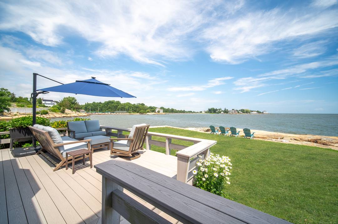 Incredible Direct Waterfront Rental.