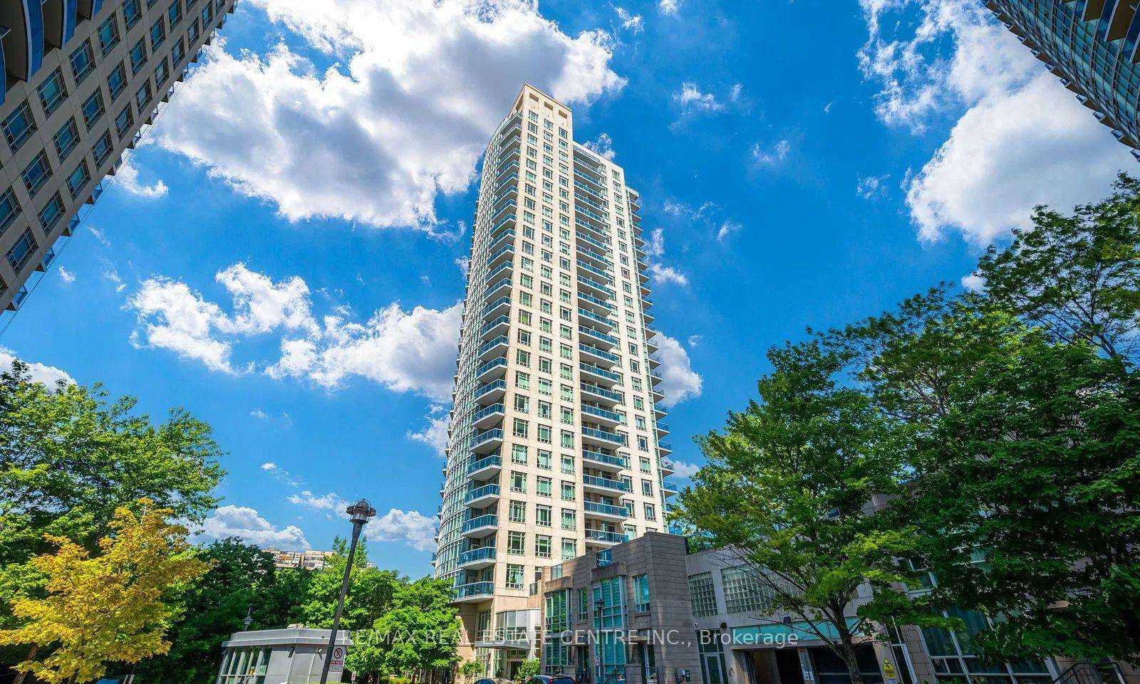 Welcome to this classically elegant Lower Penthouse in the iconic Absolute Condos, also known as the Marilyn Monroe Towers.