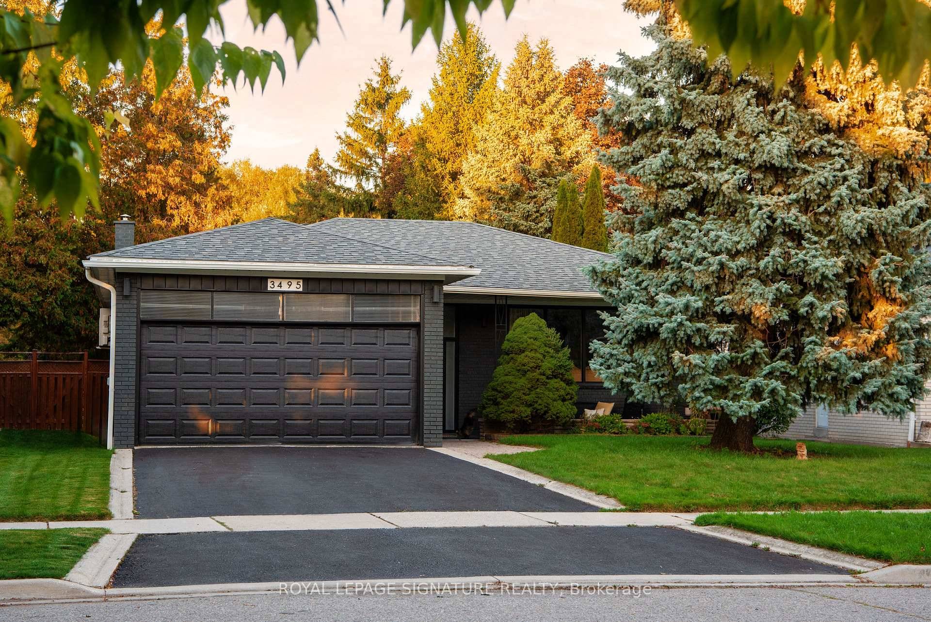 Welcome To 3495 Riverspray Crescent !