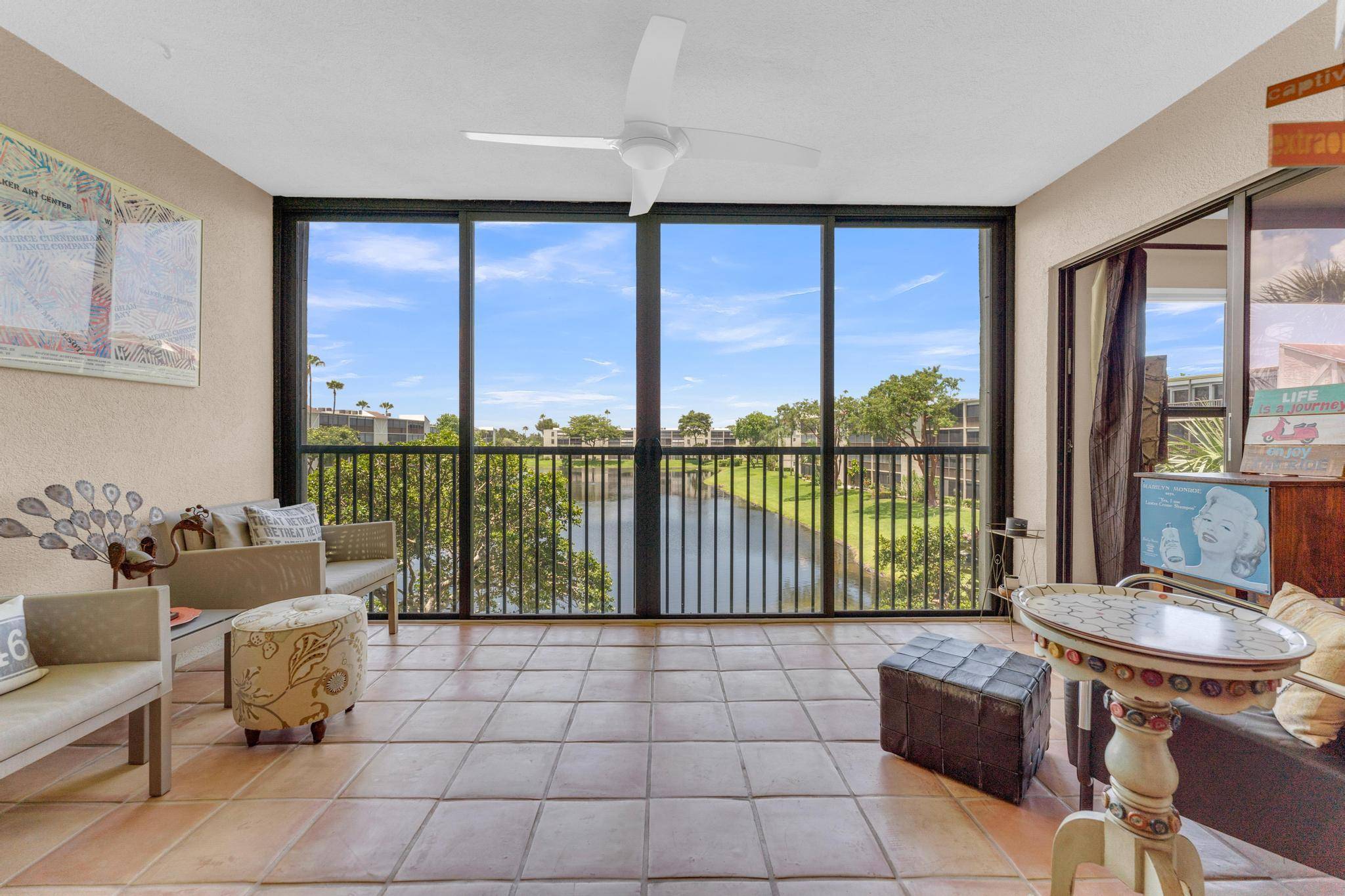 Welcome to this gorgeous lake view condo.