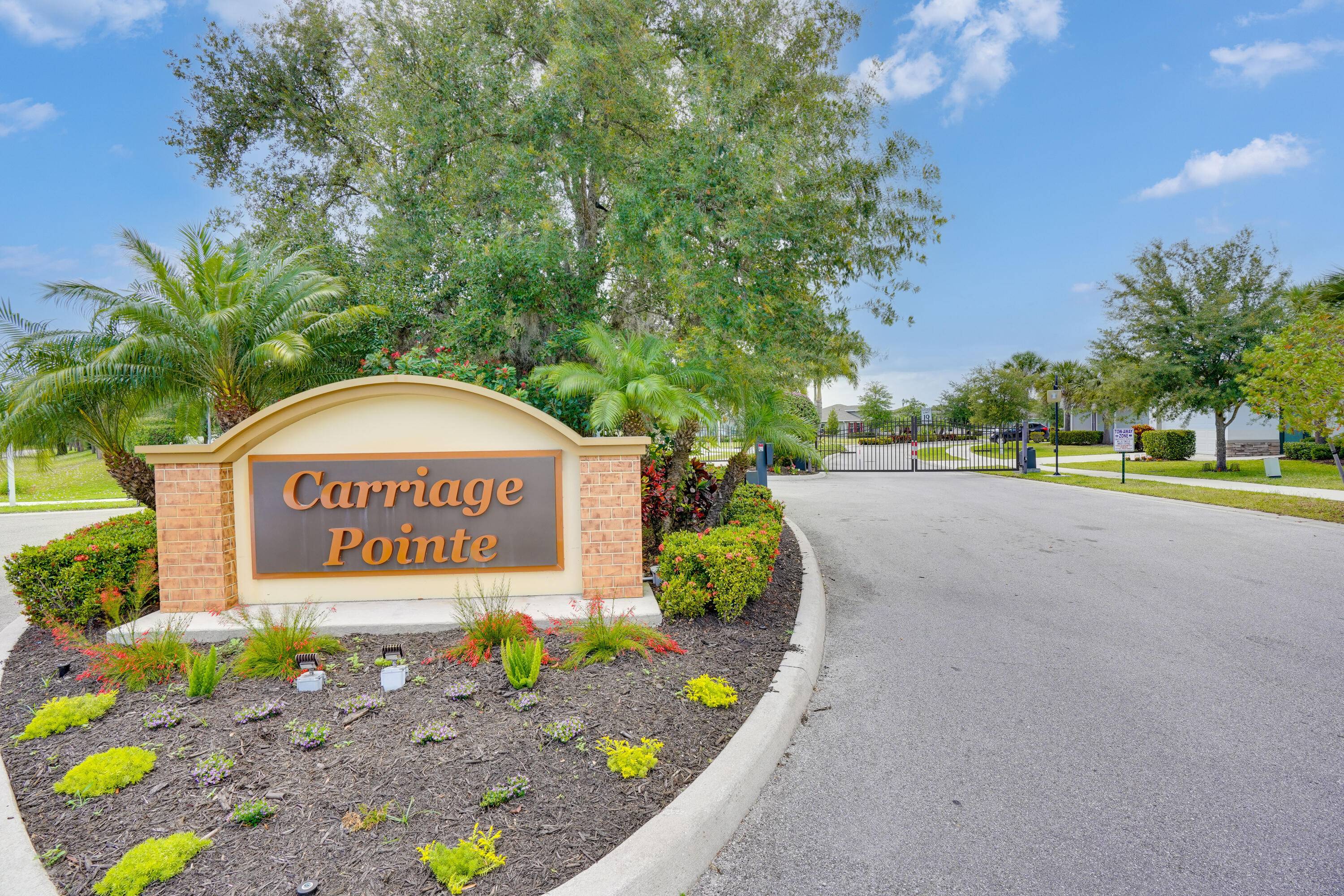 Welcome to this beautiful 3 bed, 2 bath home, built in 2021 and located in the peaceful, secluded Carriage Pointe neighborhood.