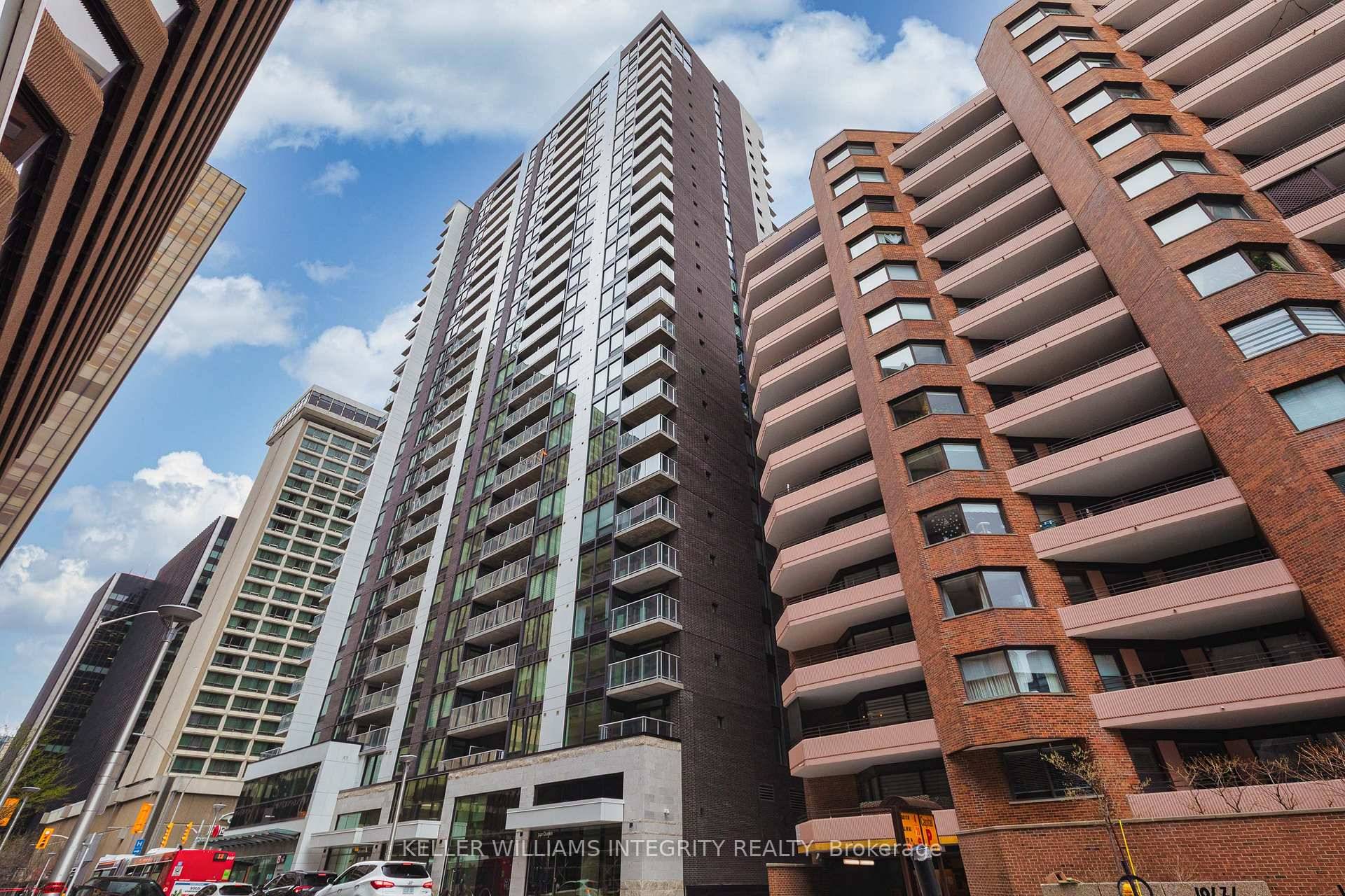Set above the heart of Ottawa's business district, this residence at 340 Queen delivers modern city life with urban energy right where the city moves fastest.