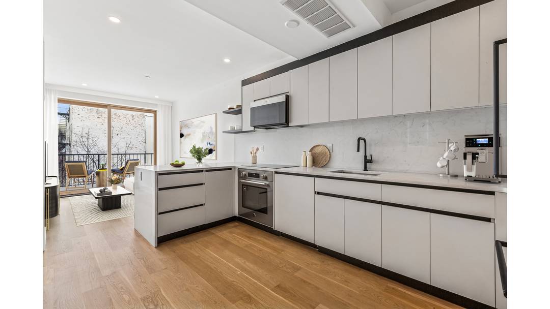 Pulaski Gardens is a newly constructed, seven unit boutique condominium set on a quiet, tree lined brownstone block in the heart of Bedford Stuyvesant.