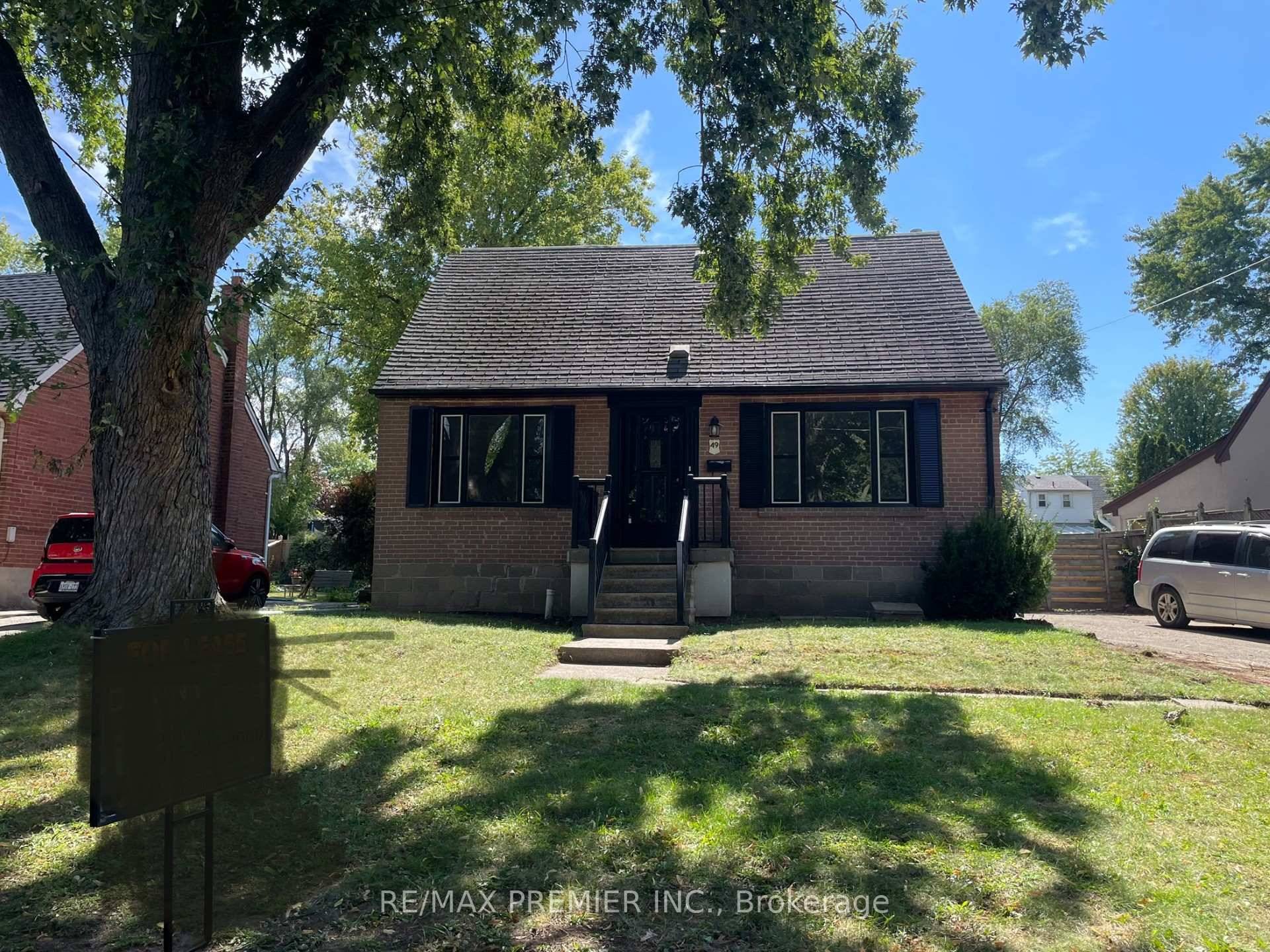 This detached one and a half storey home is available for rent immediately and offers three bedrooms, two bathrooms and a finished basement.