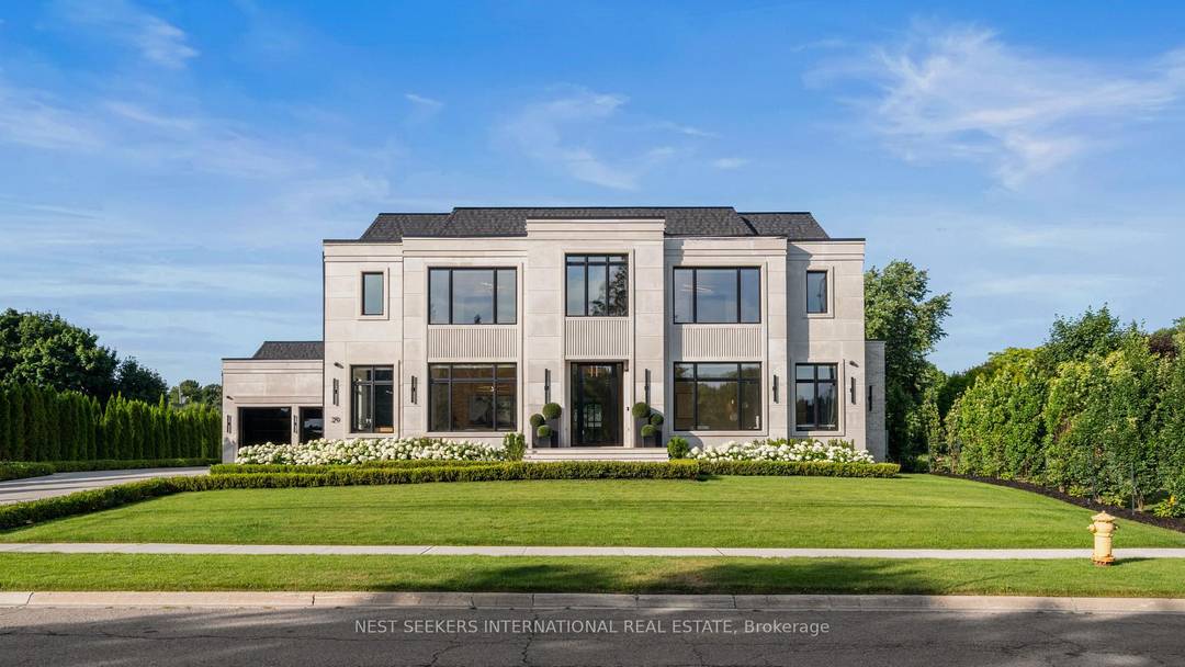 An extraordinary residence where timeless contemporary design meets uncompromising craftsmanship.
