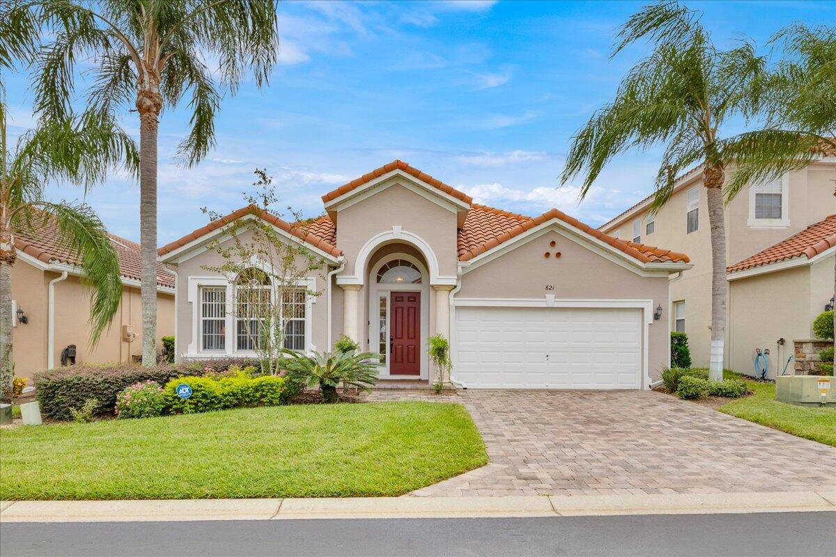 Welcome to this beautiful Mediterranean style home, located in the highly desirable gated community of Tuscan Hills, just minutes from Disney and Central Florida's top attractions.