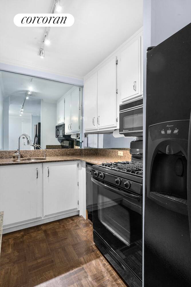 OPEN HOUSE BY APPOINTMENT ONLY Spacious, Bright, and Serene One Bedroom in Prime Gramercy Welcome to Apartment 8R at Gramercy East a rarely available, oversized one bedroom retreat in the ...