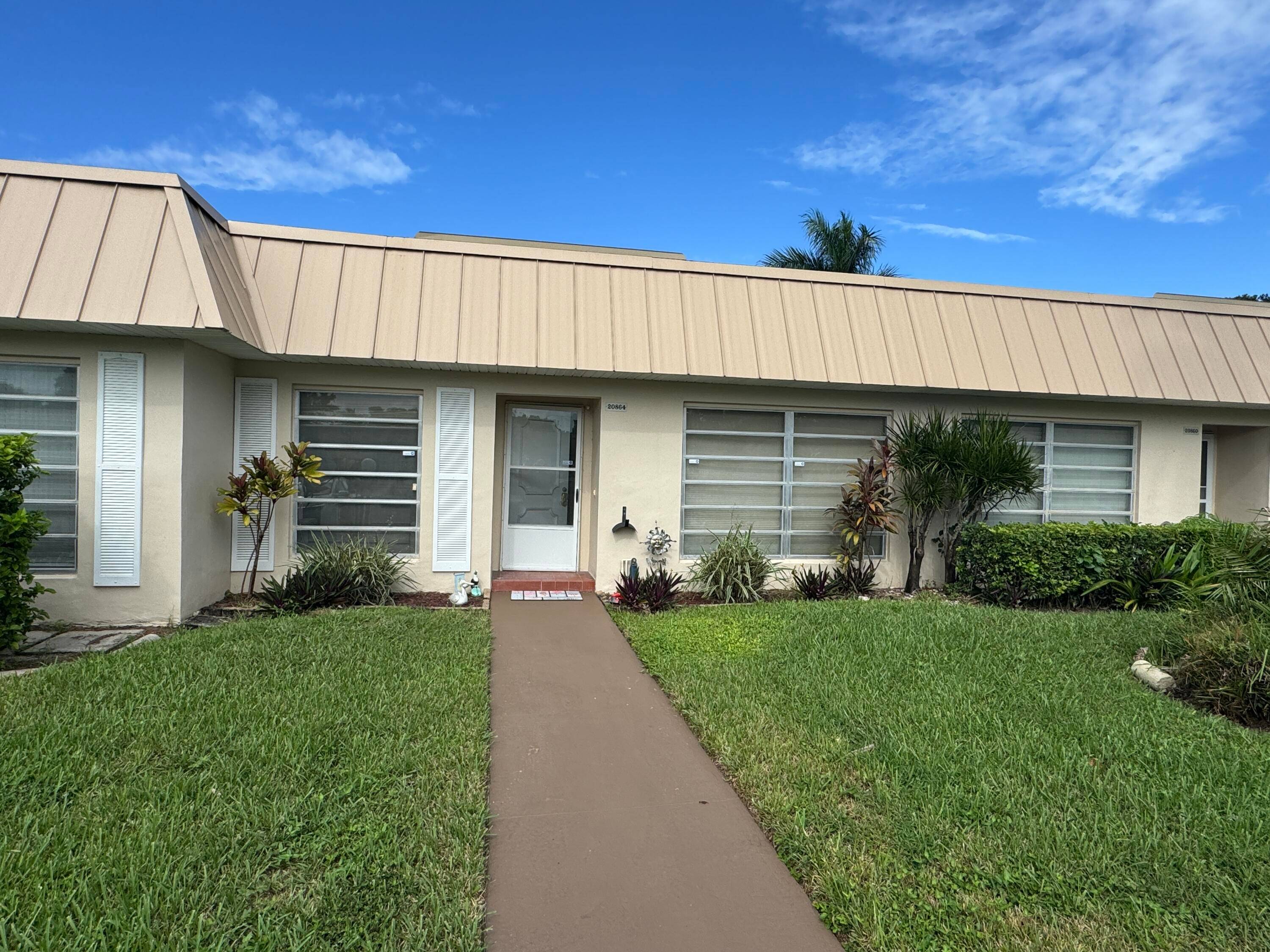 Discover the best of Florida living in this beautifully updated 2 bedroom, 1.