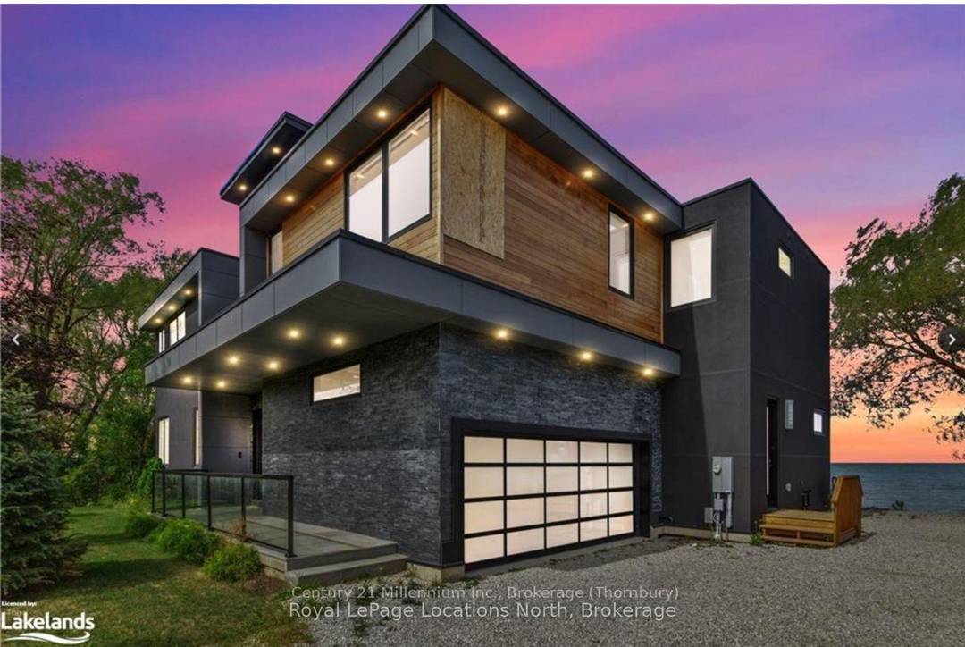 Wonderful 5 Bedroom 5 Bathroom Chalet Ready for Ski Season !