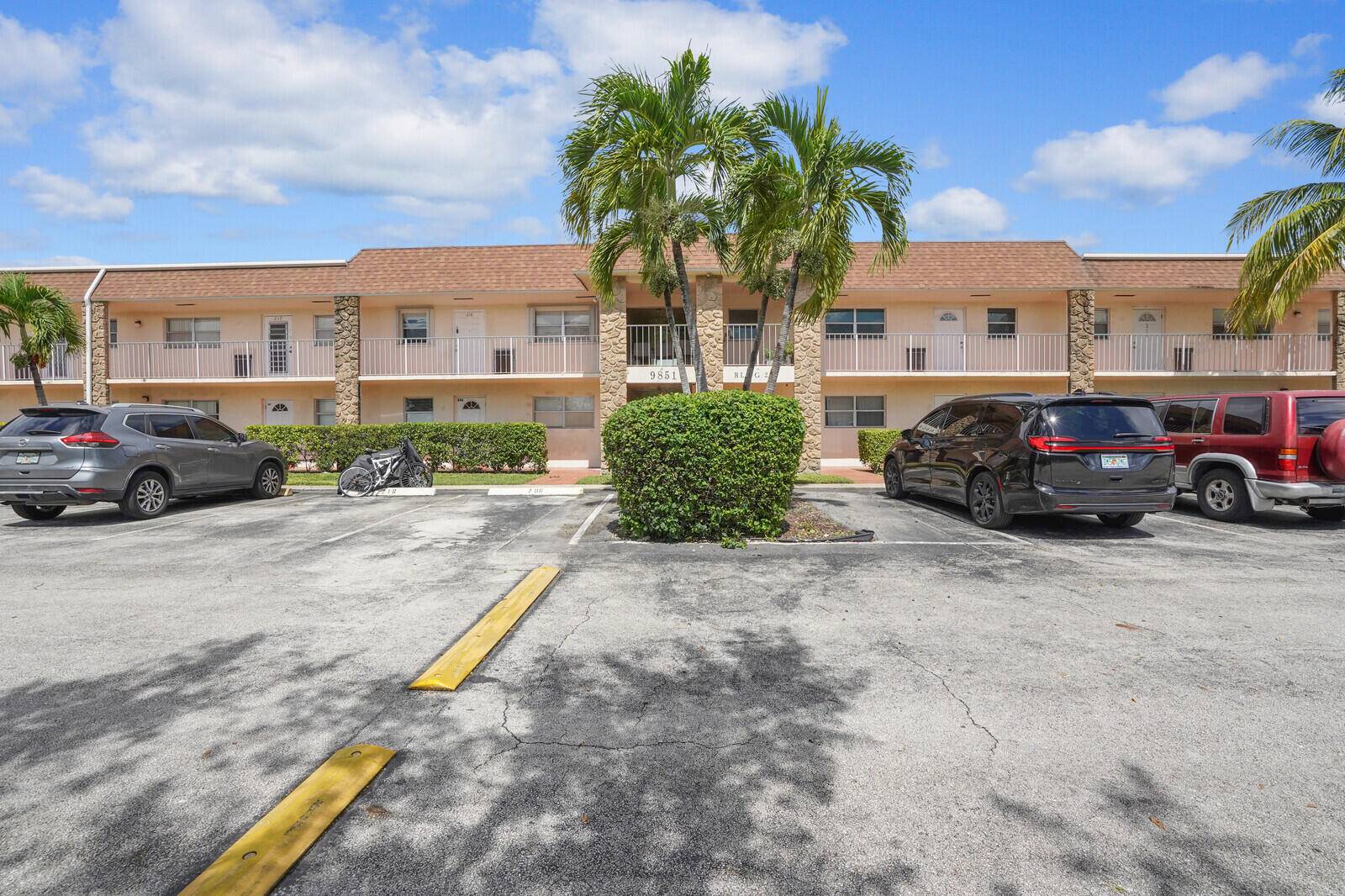 Beautifully renovated 2BR 2BA condo in west Boca Raton's Sandalfoot Boulevard community.