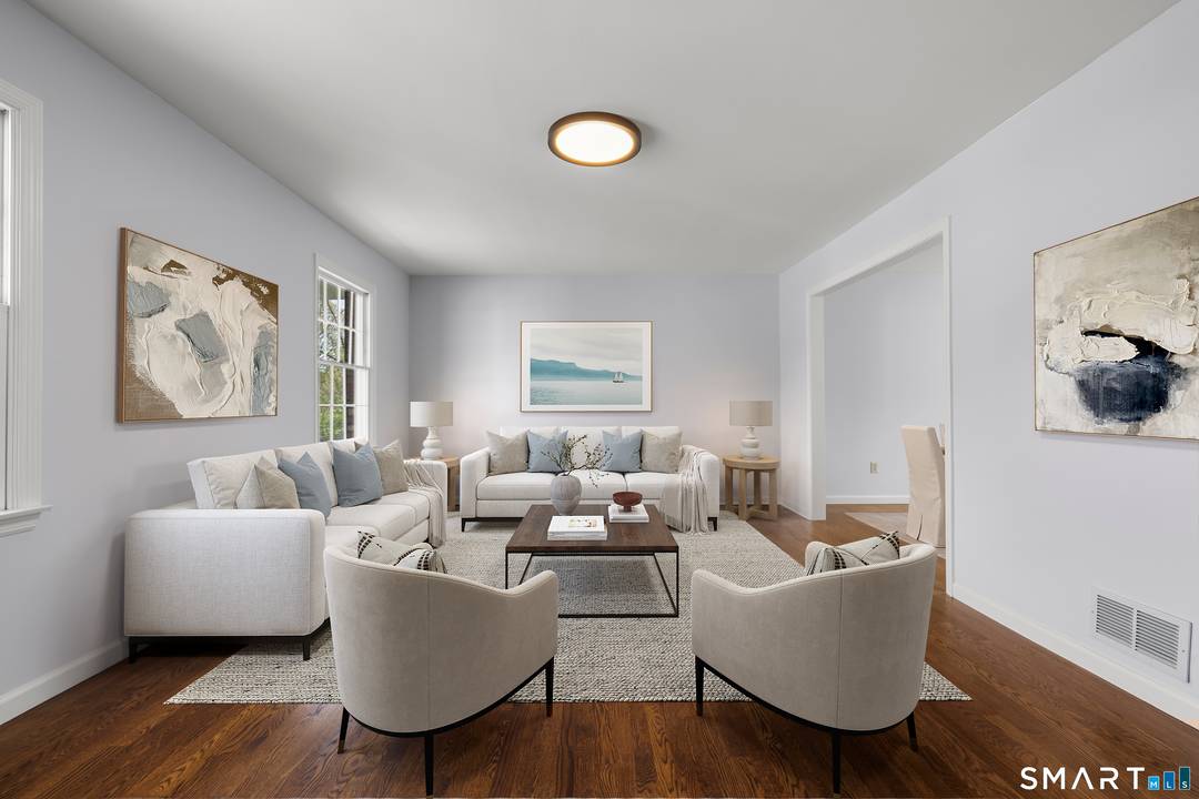 Sought after Westover cul de sac, close to Greenwich border, modernized 4BR Colonial w city water sewer natural gas set on.