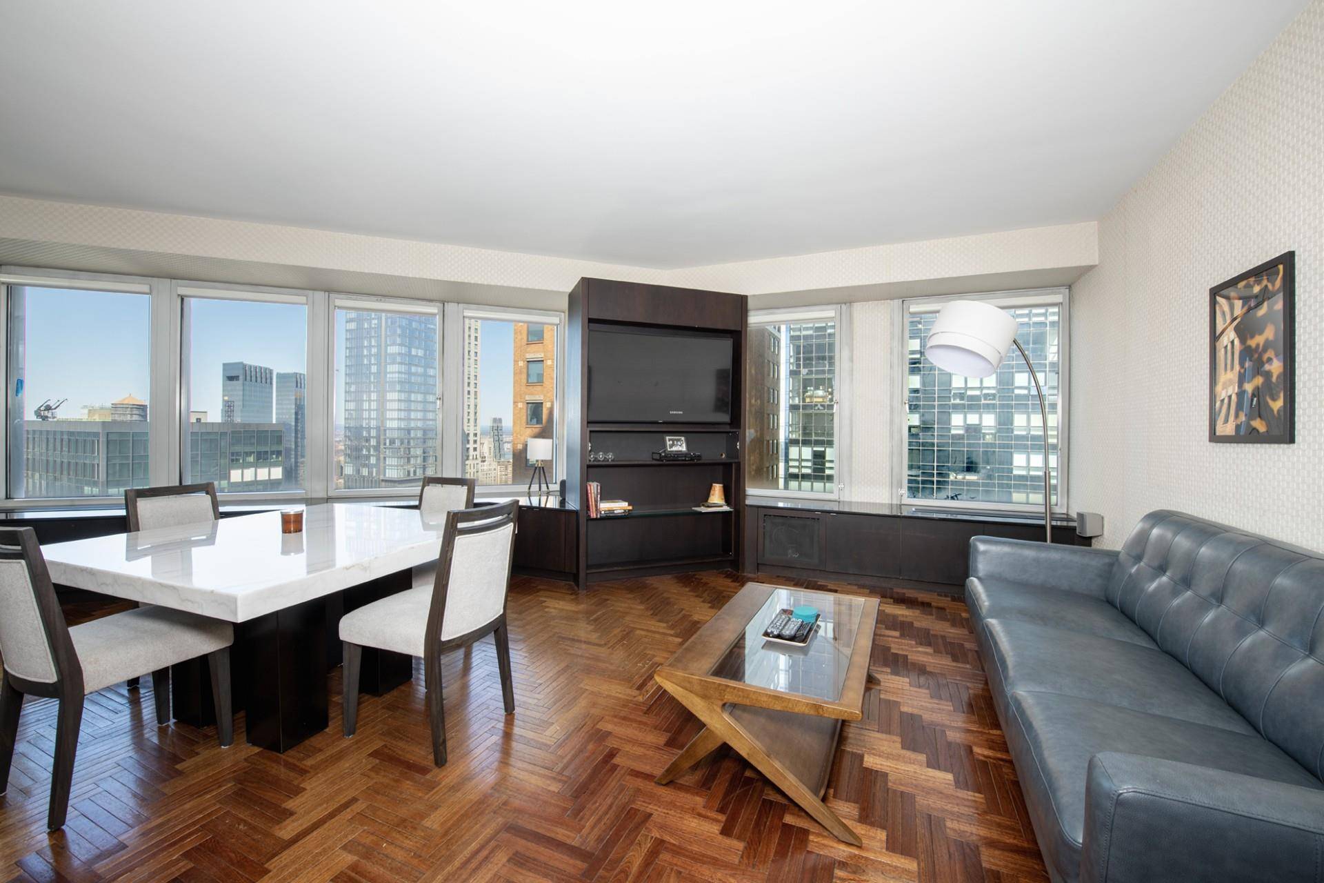 Great views from this gorgeous Condo on high floor with floor to ceiling windows overlooking North and West.