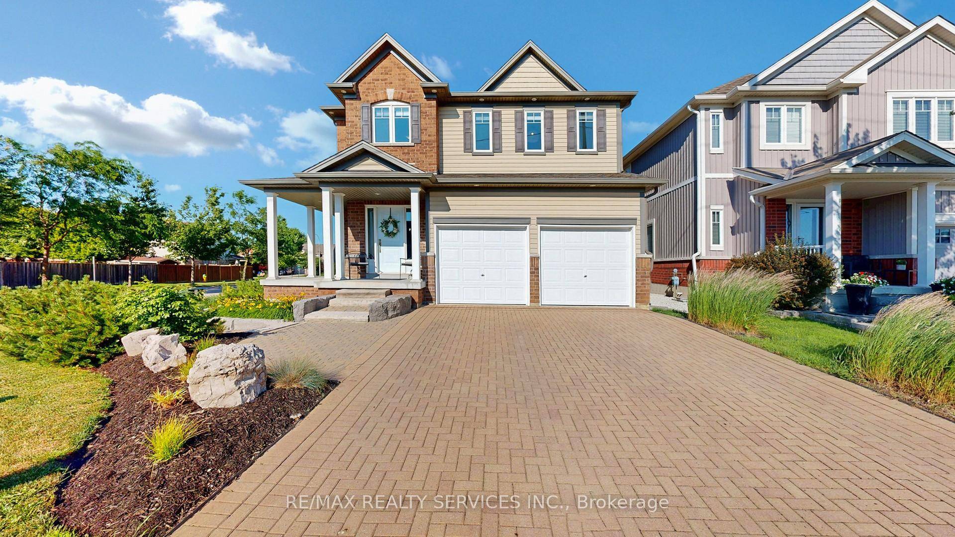 Stunning Trillium Model Home Nestled in one of Alliston's Most Sought After Neighborhood's.