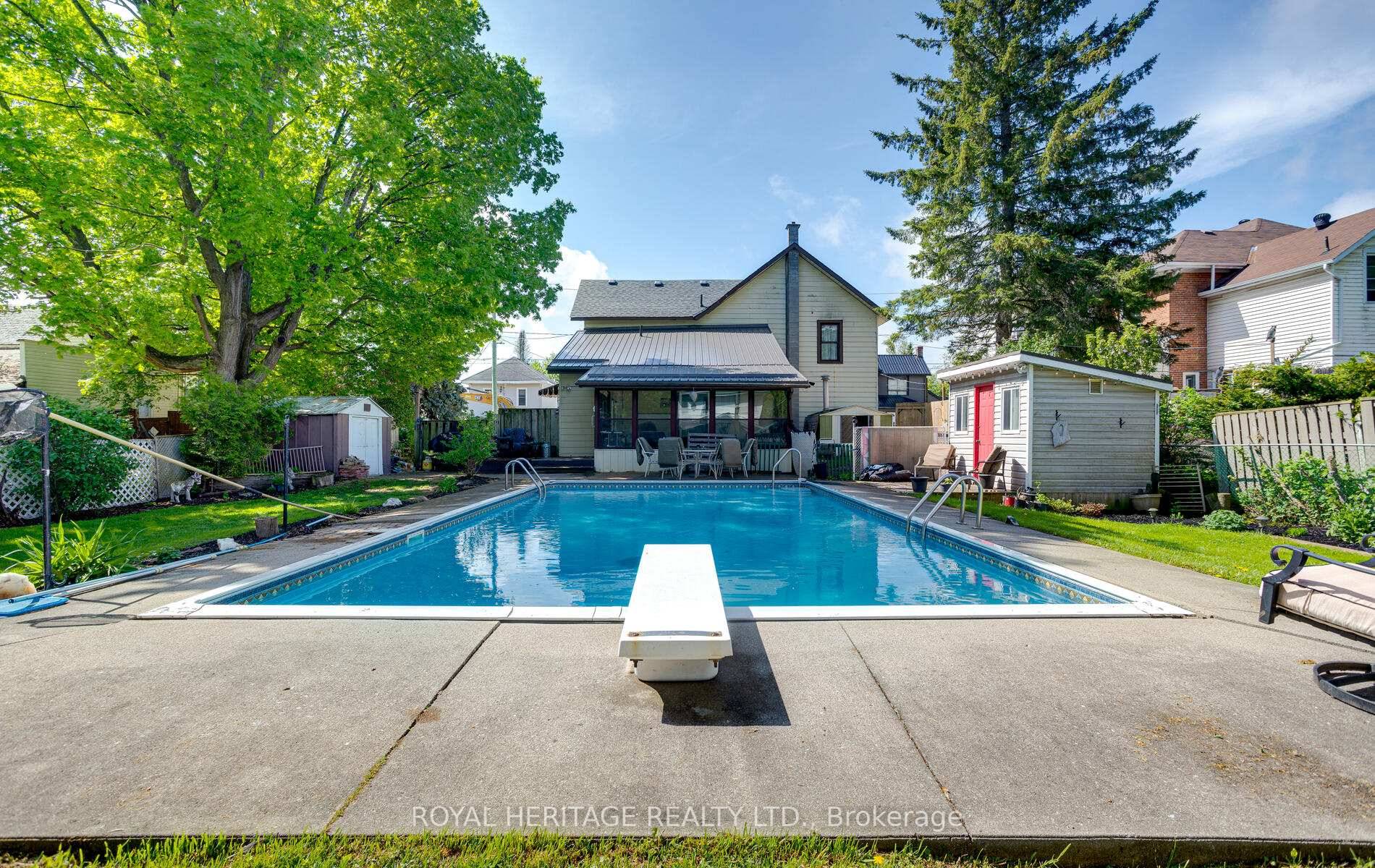 Don't miss out on your opportunity to own this extremely spacious 4 bedroom 1.