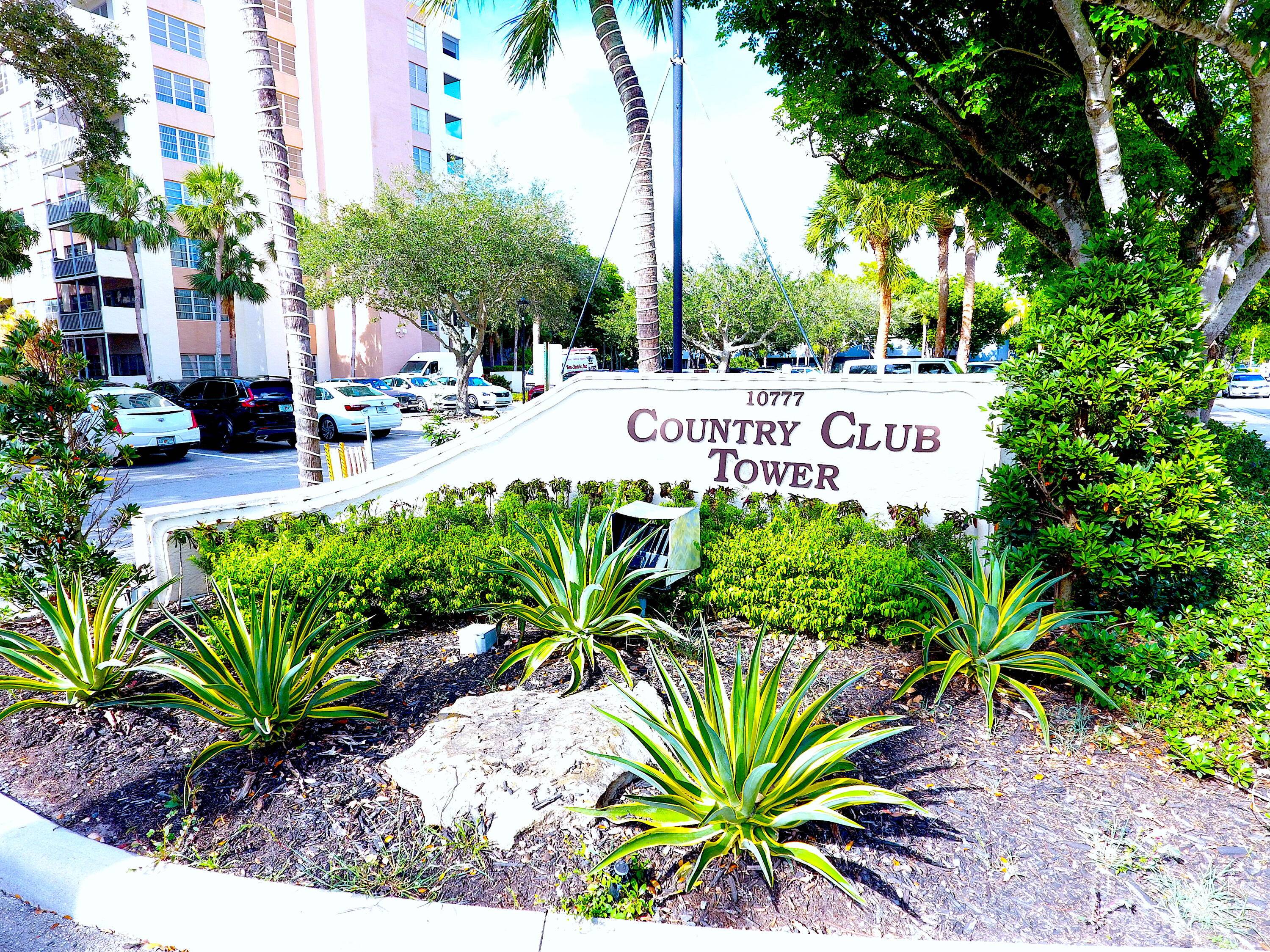 This Beautiful 55 Condo is located in the Country Club Tower of Coral Springs.