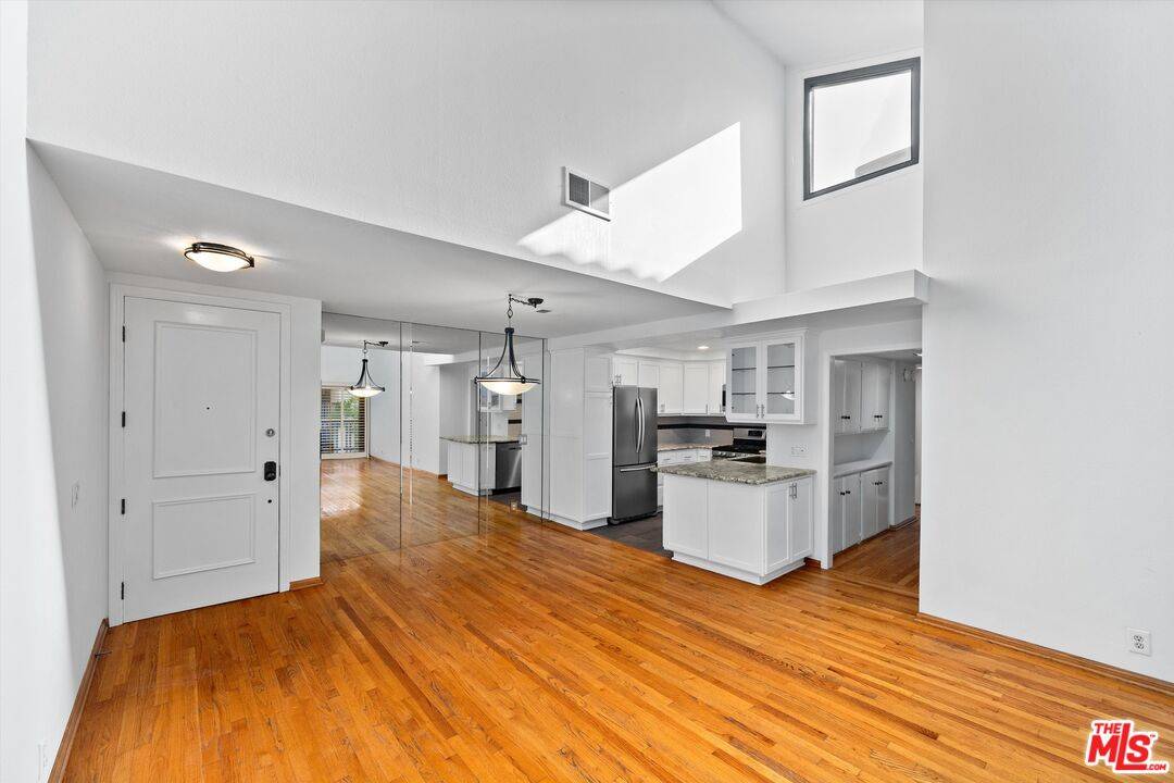 8601   Falmouth Ave Playa Del Rey LA