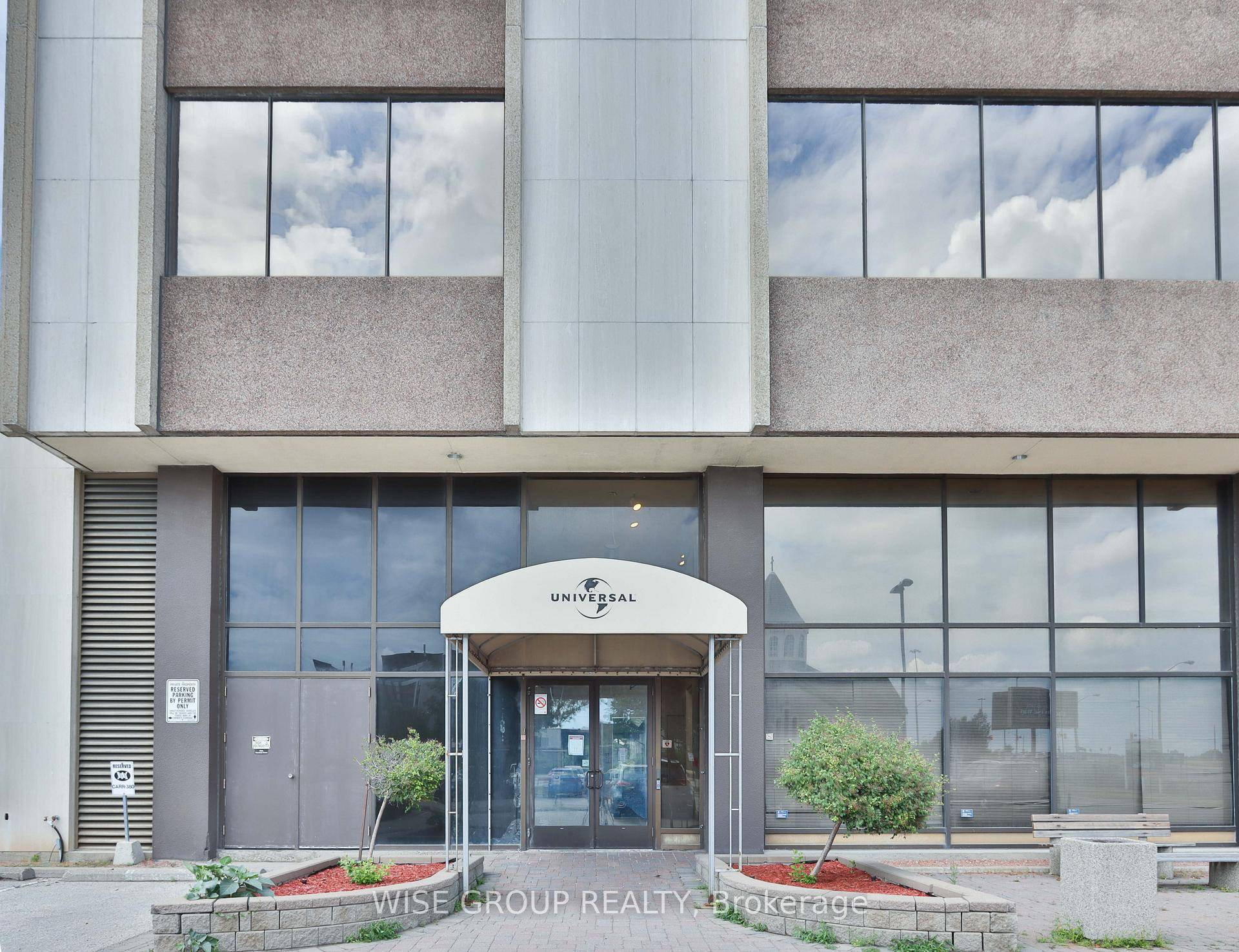 2850 Sq Ft of Turn Key Office Space In A Professional Building For Lease And Ready To House Your Business.