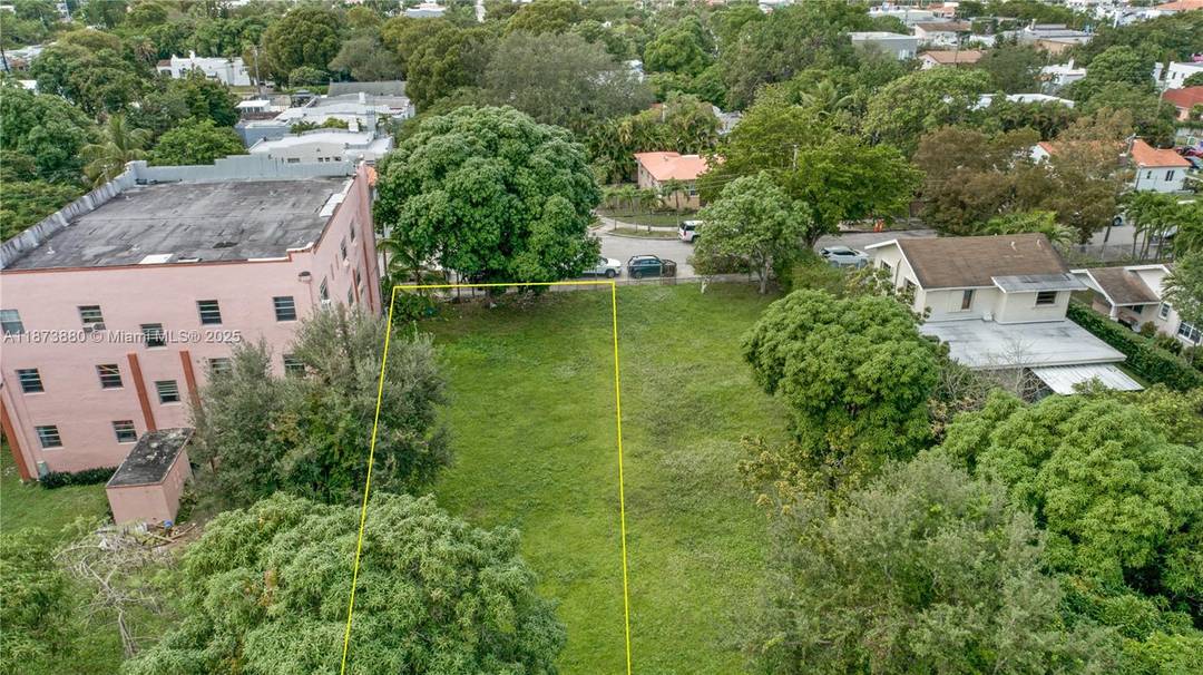 Great investor and developer opportunity in Miami s vibrant Little Havana neighborhood.