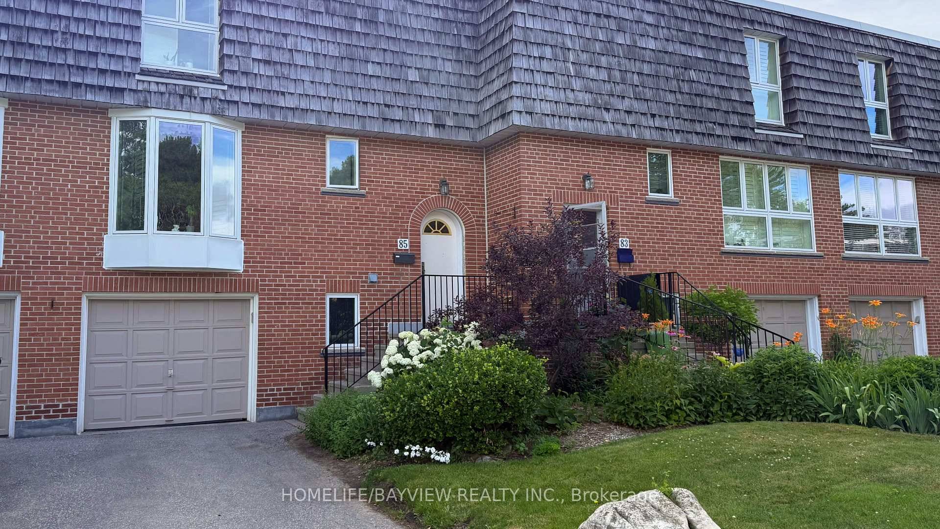 Welcome to Your Urban Oasis in Bayview Mills, Located in the Prestigious York Mills Area.
