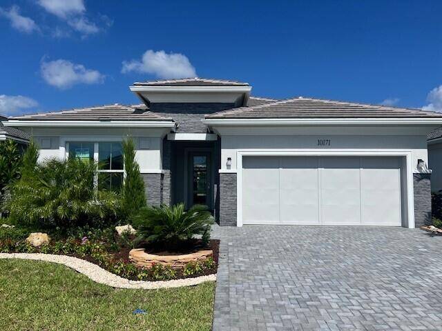 Step into the elegance of the Maya Contemporary a beautifully designed home that offers modern sophistication and everyday comfort.